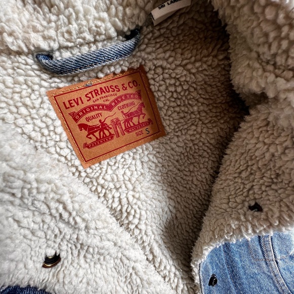 LEVIS - Picture 6 of 8